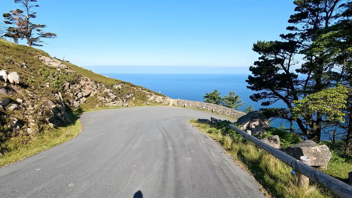 On the Gyrn Goch to Porthdinllaen route